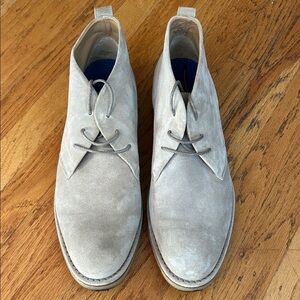Men's Size 11 Suede Lace-Up Shoes